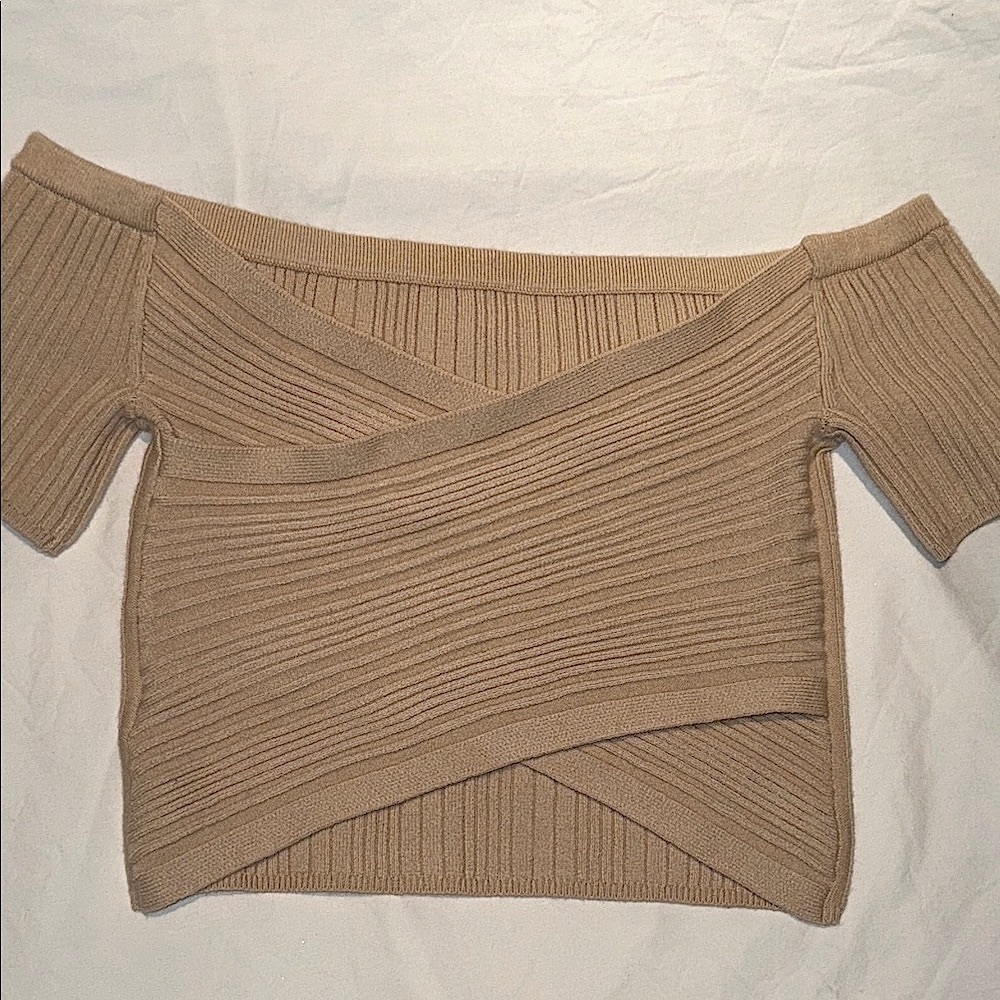 Aerie NWOT Women's Cropped Reversible Off-Shoulder Ribbed Sweater Tan small